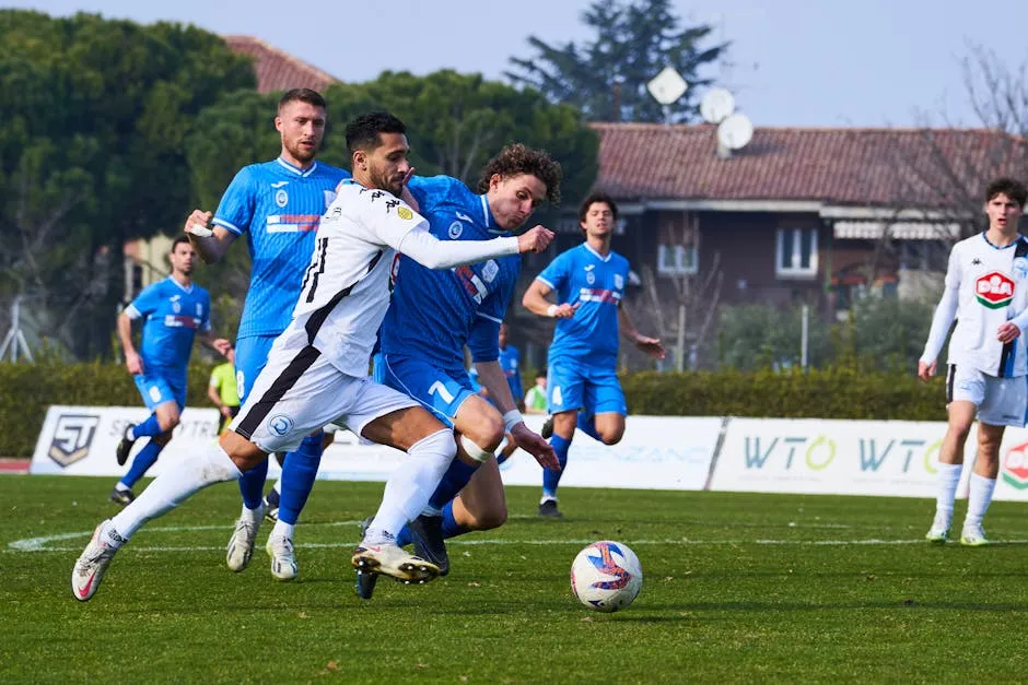 Learn how to set up and optimize Microsoft Teams meeting reminders.